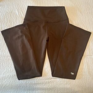 Alo Yoga Airbrush High-Waist Bootcut Legging